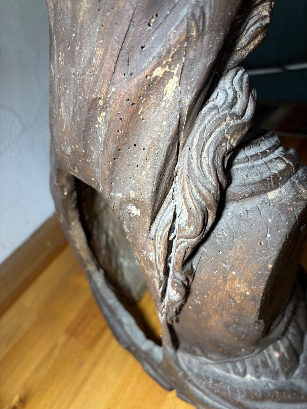 Sculture & Statue: Madonna geschnitzte Frauenfigur Holz antik – Usato da Hinwil venduto da DaniBachman 8