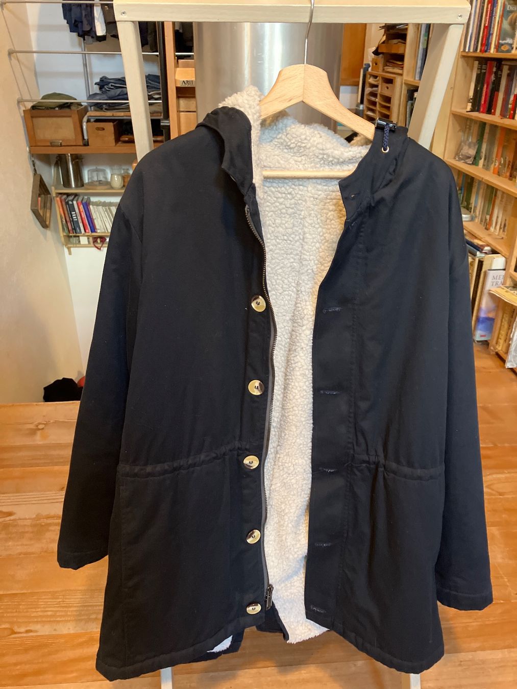 Giacche: Parka von American Apparel Grösse L – Usato da Aesch BL venduto da Vondenbienen 1