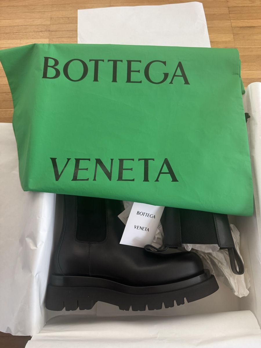 Bottega Veneta Damenschuhe: 2 Grösse BOTTEGA VENETA Lug Stiefelet  Gr.38 oder Gr.37 – Neu und originalverpackt aus Pfäffikon SZ von EMMA0111 4