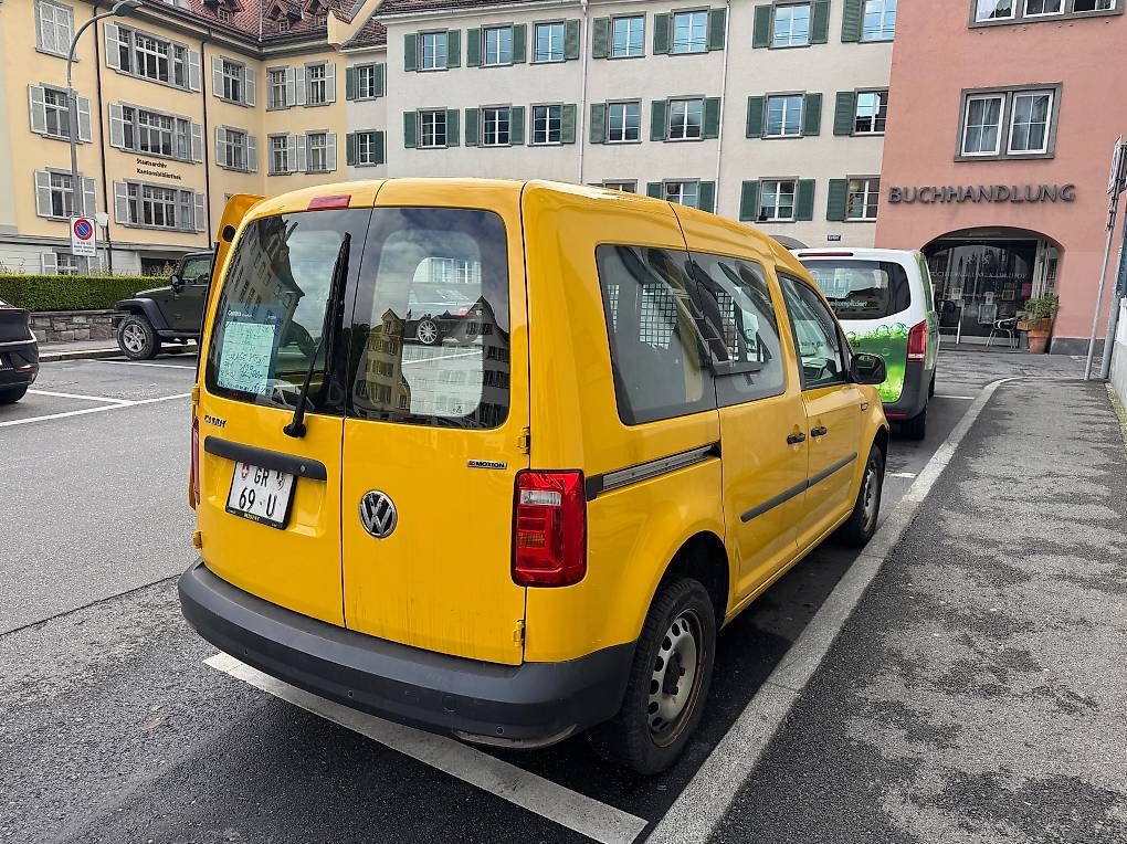 Veicoli commerciali: VW CADDY TDI 4x4 Automat  – Usato da Chur venduto da Cardinal1 3
