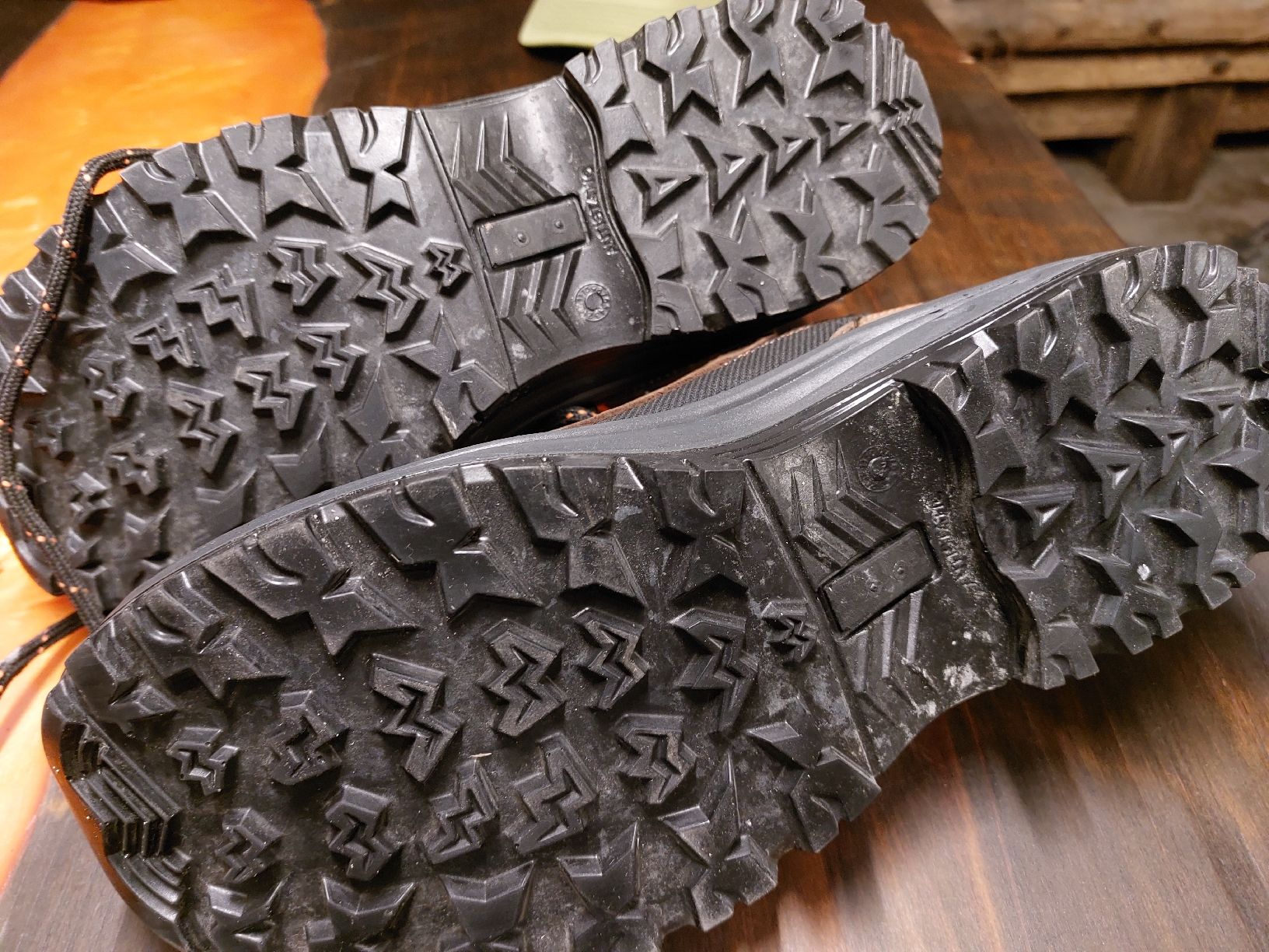 Scarpe da uomo: Neue Arbetsschuhe S3 Worker Gr. 42 – Nuovo (secondo la descrizione) da Willisau venduto da Pzm81 1