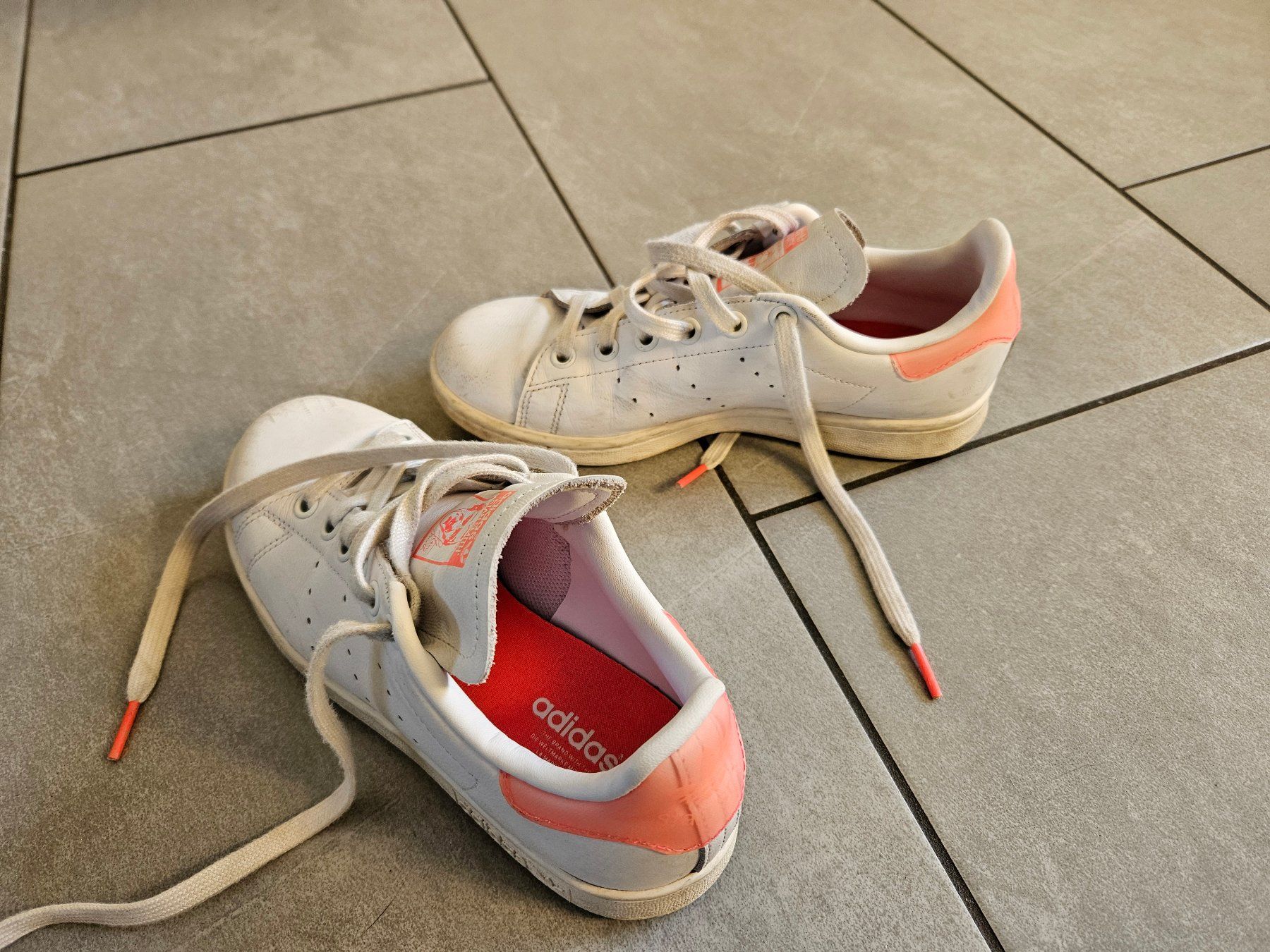 Adidas Chaussures femmes: Adidas Stan Smith 36 – D'occasion à Frauenfeld par Heren_67