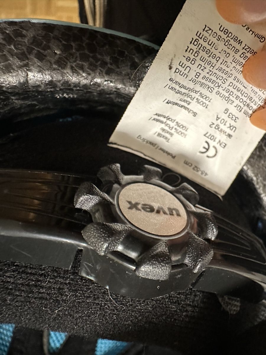 Uvex Caschi: Casque ski UVEX 48-52 – Usato da La Tour-de-Peilz venduto da Leeleeka 2