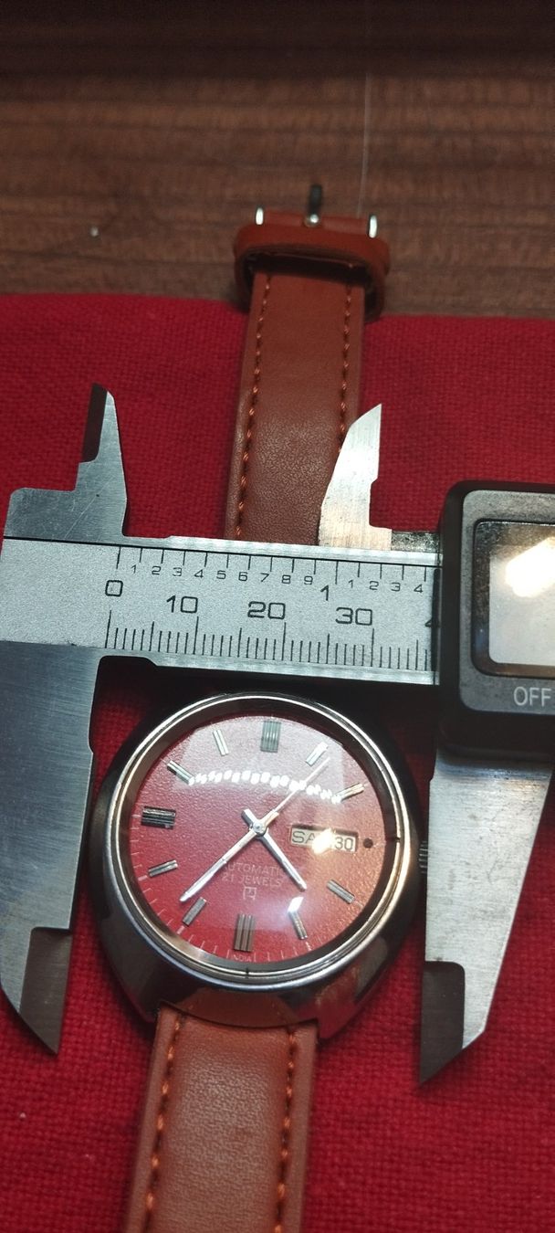 Orologi: Montre hmt récupération – Usato da La Chaux-de-Fonds venduto da jac_9llg 8