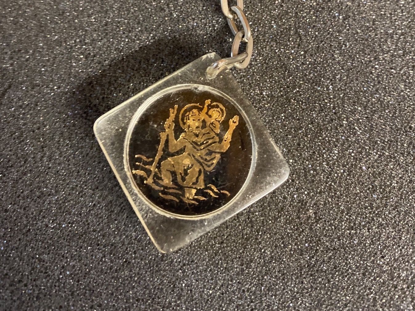 Schlüsselanhänger & - bänder: PORTE CLE - A.G.E - NIMES - RARE – Gebraucht aus Le Brassus von cinema13