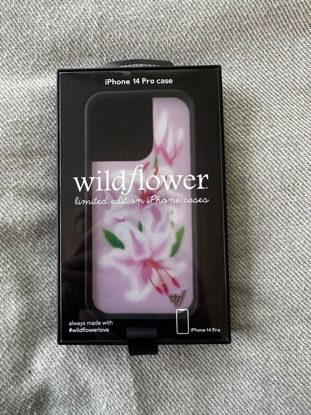 Cover & Protezioni schermo: Wildflower iPhone 14 Pro Handyhülle – Nuovo (secondo la descrizione) da Giswil venduto da fabr.b