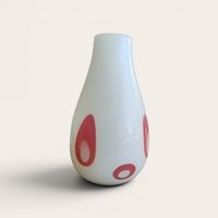 Vase weiss mit roten Punkten guter Zustand