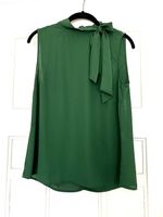 grünes Top S/M mit Schleife