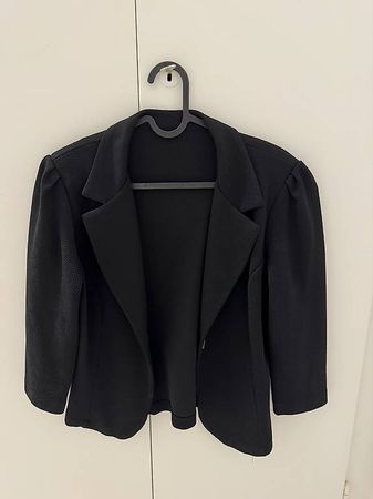 Blazer nero - manica leggermente a sbuffo