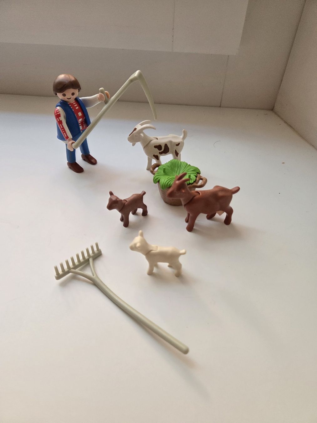 Playmobil Spielzeuge: Playmobil set 3116 allevatore e capre – Gebraucht aus Locarno von gab_22kt 1