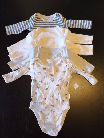 Set Baby Bodys Langarm Grösse 50-56, 0-2 Monate