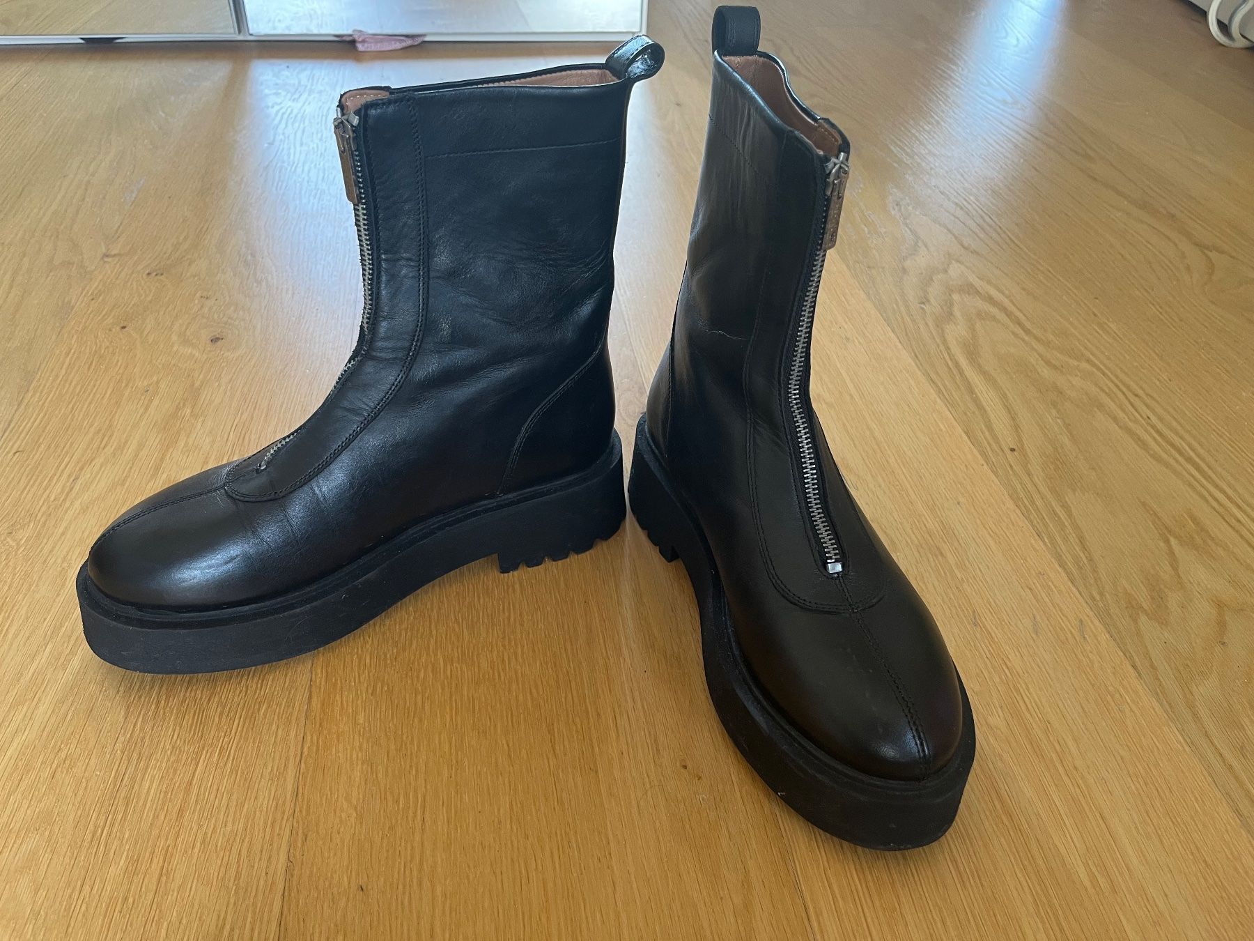 Damenschuhe: Flattered schwarze Stiefelette mit Reisverschluss Gr. 39 – Neu (gemäss Beschreibung) aus basel von anouk.flurina 2