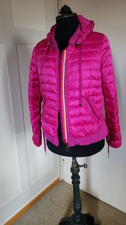 Marc Cain Daunenjacke Gr.36 Fuchsia