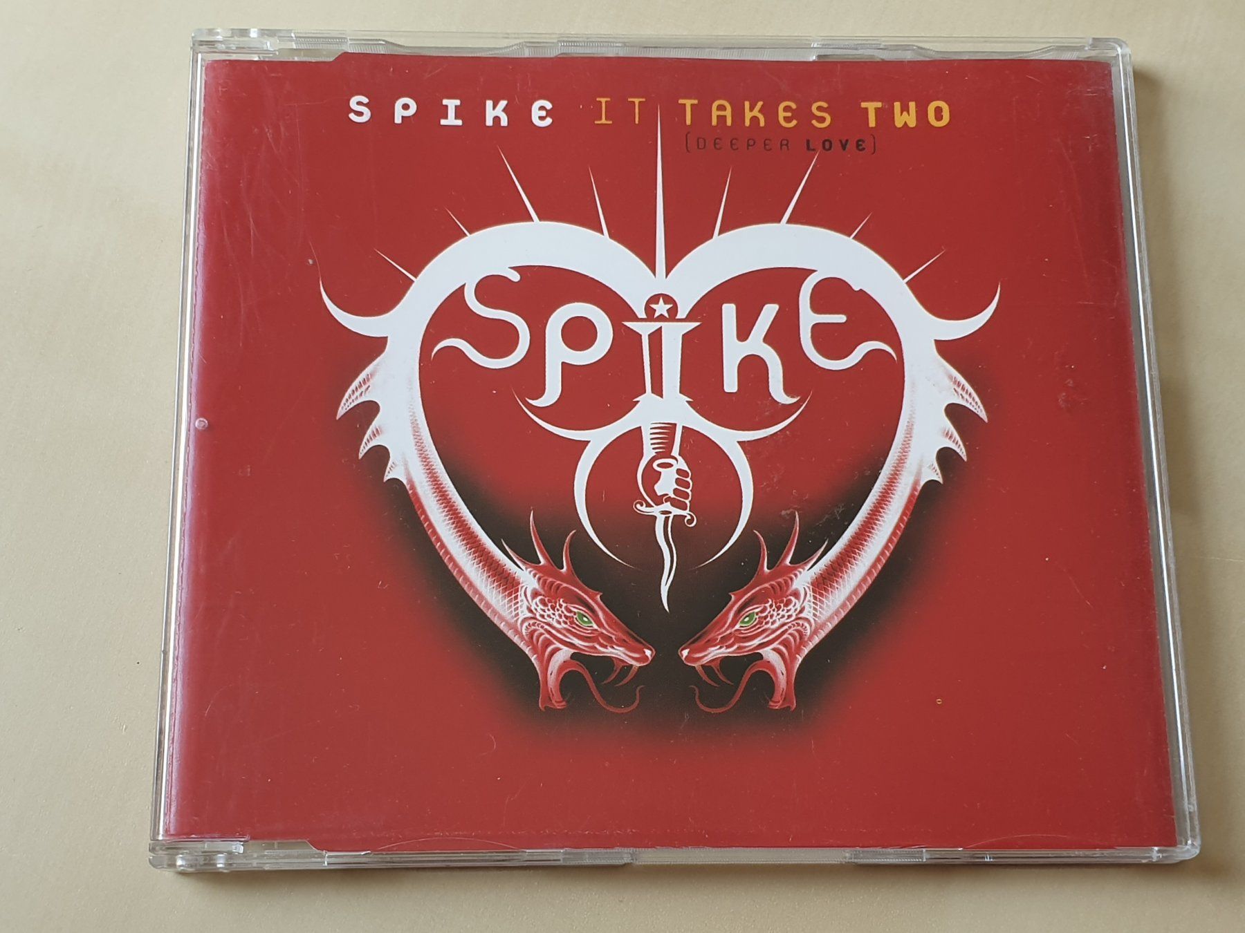CDs: Spike it takes Two – D'occasion à Stansstad par collectorsshop