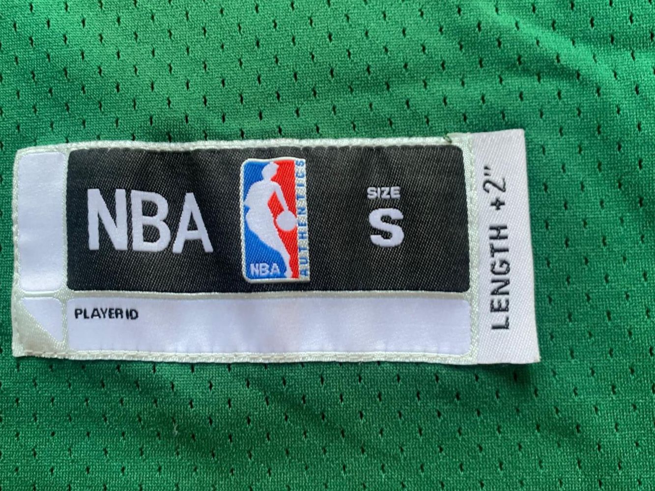 Nba Leibchen & Hosen: NBA Basketball Jersey Larry Bird – Gebraucht aus Grossdietwil von fab_8bdy 2