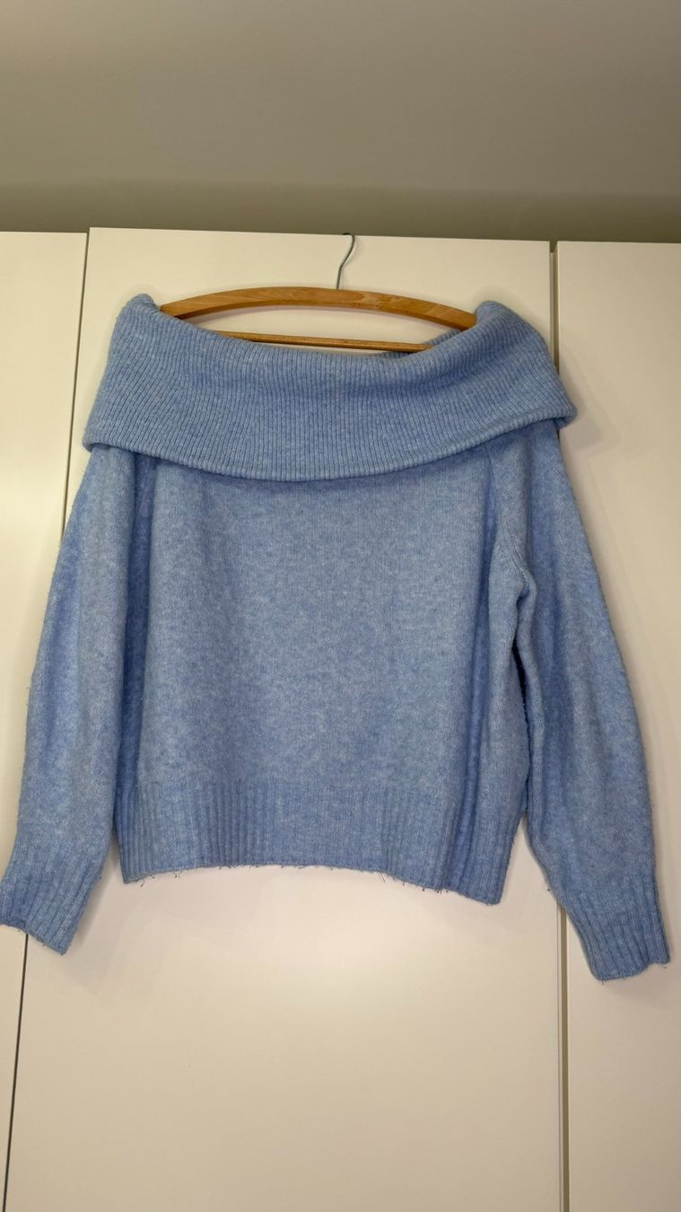 H&M Pullover & Sweatshirts: Schulterfreier Pullover in Blau – Gebraucht aus Zürich von ffeti 1