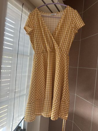 Sommerliches Karo-Kleid in Gelb/Weiß (Gr. M - sehr dehnbar!)