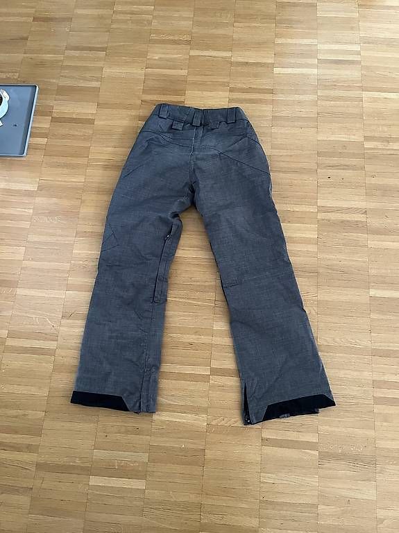 Lotti di vestiti: Skikleidung Set – Usato da Zürich venduto da gio_6f5b 1