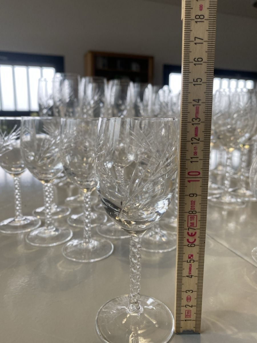 Gläser: Verre en cristal – Gebraucht aus Renan BE von tiftiff 2