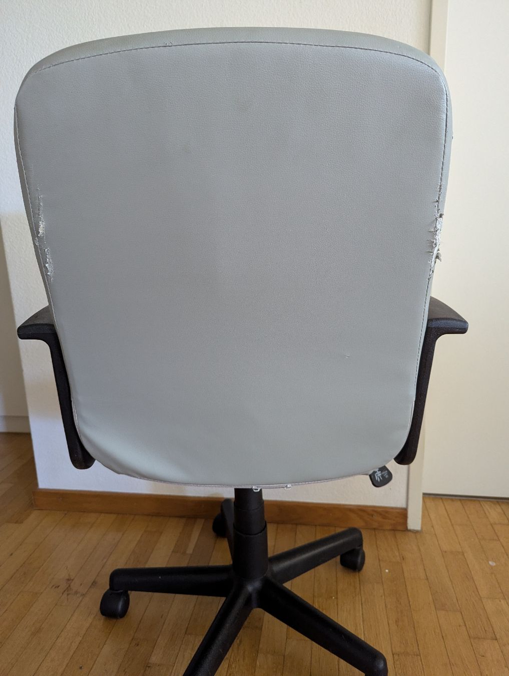 Sedie: Office Chair / Bürostuhl – Usato da Dübendorf venduto da emm_zh7y 1