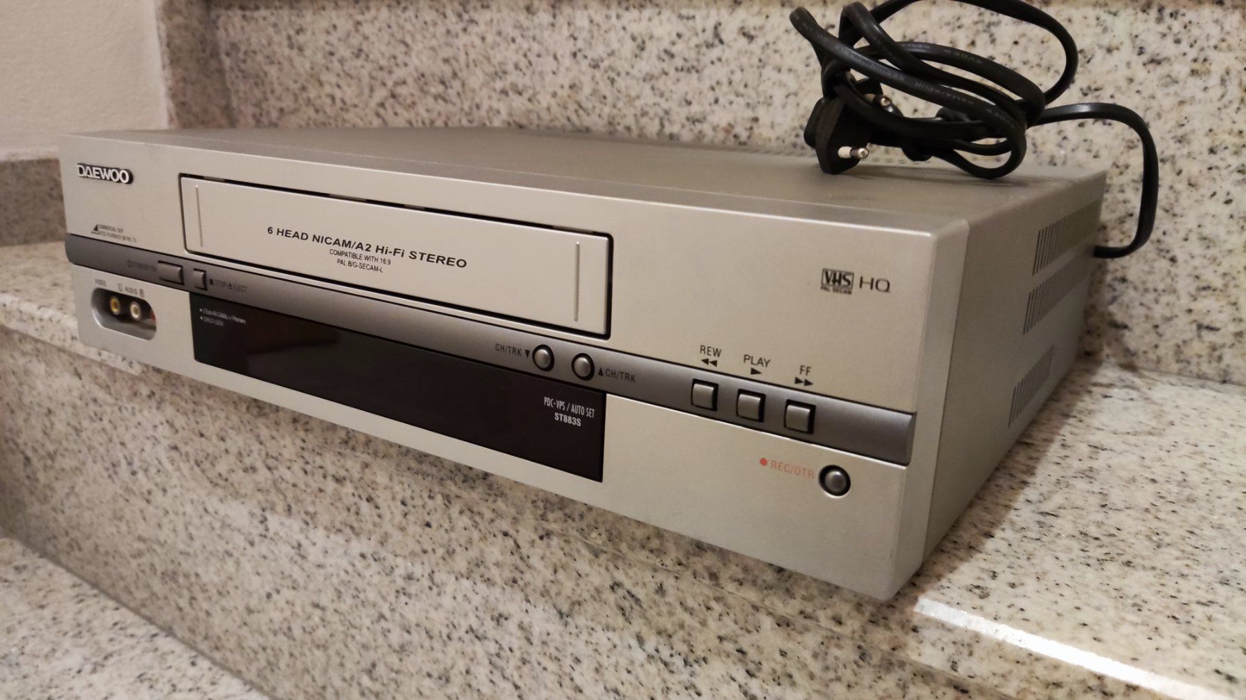 Daewoo Aufnahmegeräte: VHS-Videorecorder ST883S - DAEWOO ✅ – Gebraucht aus Schongau von Retro_Shop 1