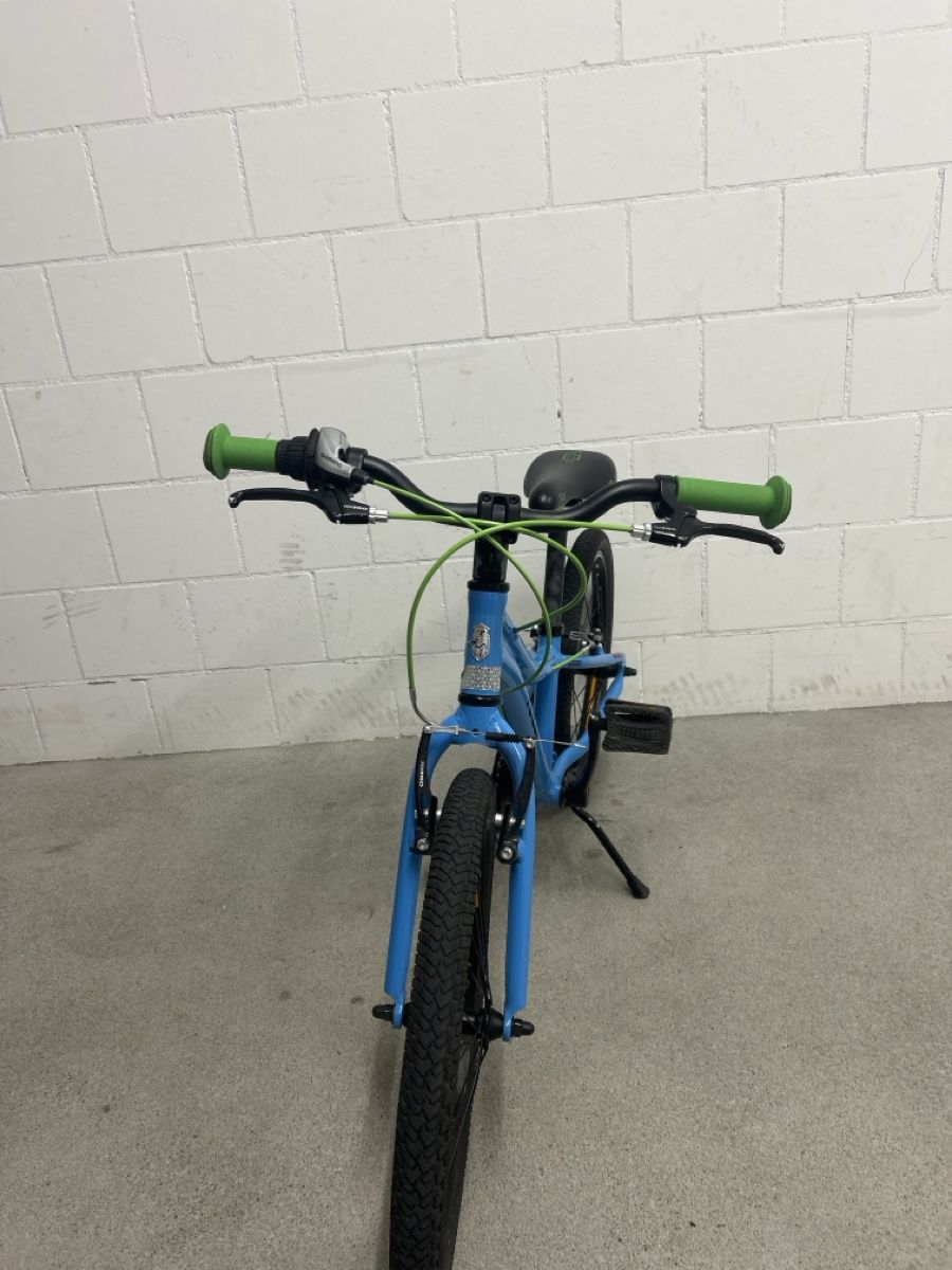 Flizzi Velos: Kindervelo Flizzi – Gebraucht aus Adligenswil von Hersu 1