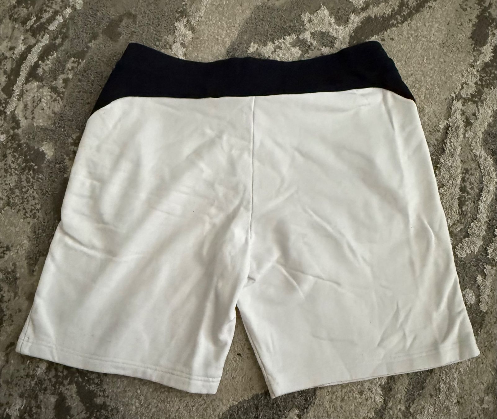 Lacoste Pantalons: Lacoste Shorts XL – D'occasion à Zürich par ger_wp6z 3