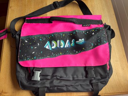 ADIDAS UMHÄNGETASCHE, RETRO/VINTAGE, CA. 40x30x10CM, PINK