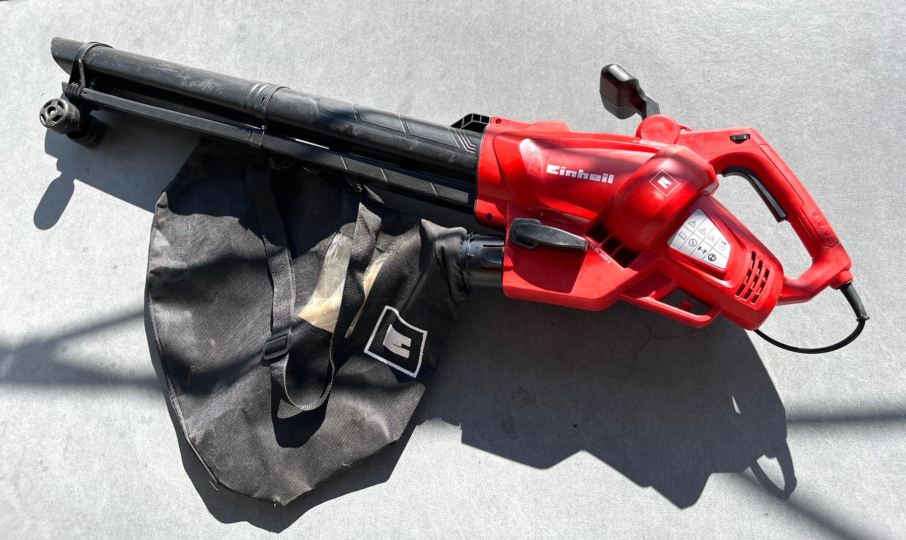 Einhell Soffiatori & Aspiratori per foglie: Souffleuse à feuilles Einhell RG-EL 2400e – Usato da Renan BE venduto da johncactus