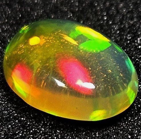 Pietre preziose: Ethiopian Welo Opal 2.10 Cts #B2 – Usato da Laupersdorf venduto da J69T
