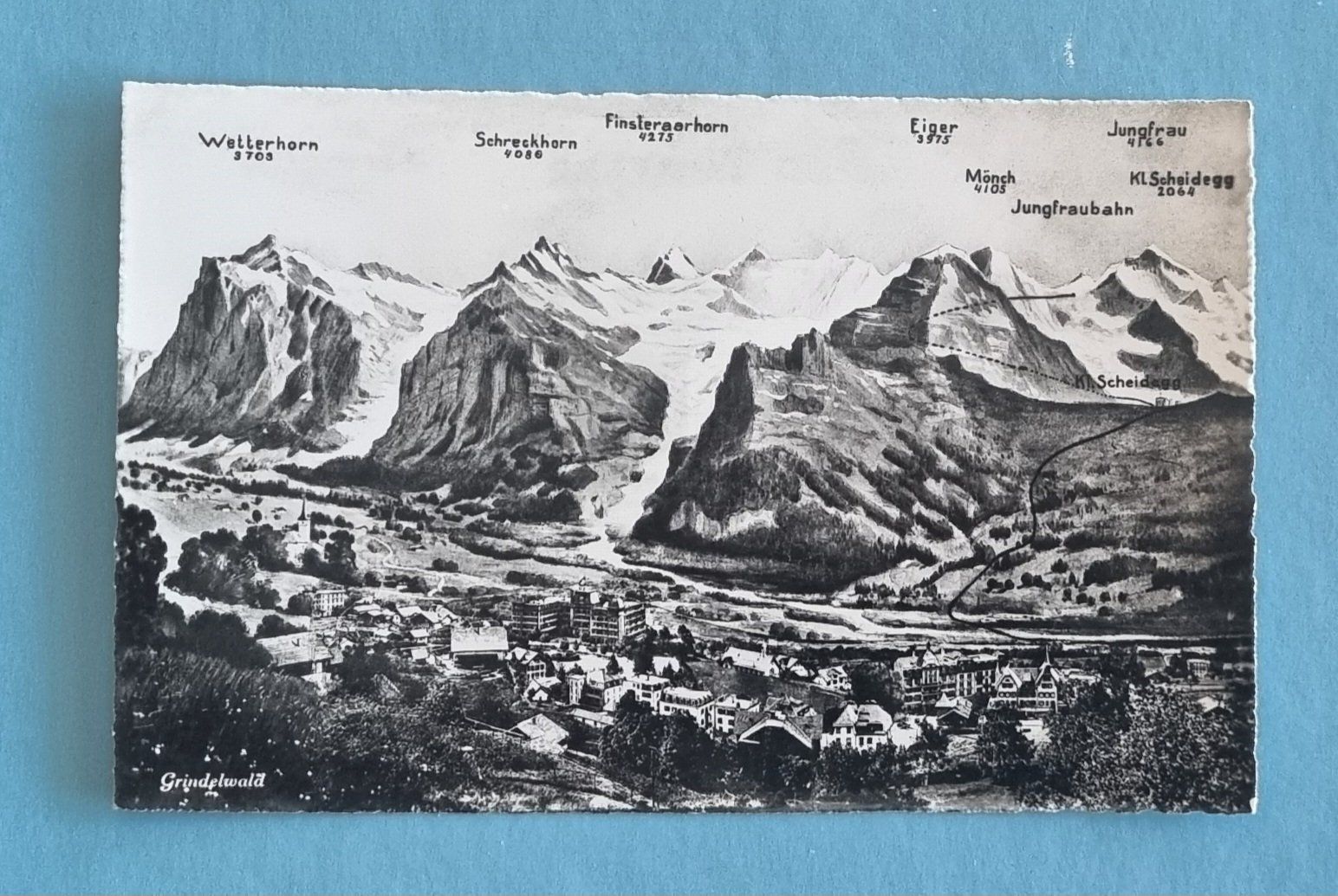 Cartes postales: Grindelwald - Dorfansicht – D'occasion à Rothrist par RROENK