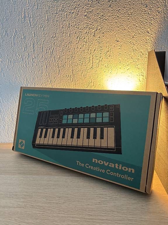 Novation Strumenti musicali: LAUNCHKEY MINI 25 MK4 – Usato da Berikon venduto da ram_b8s8 1