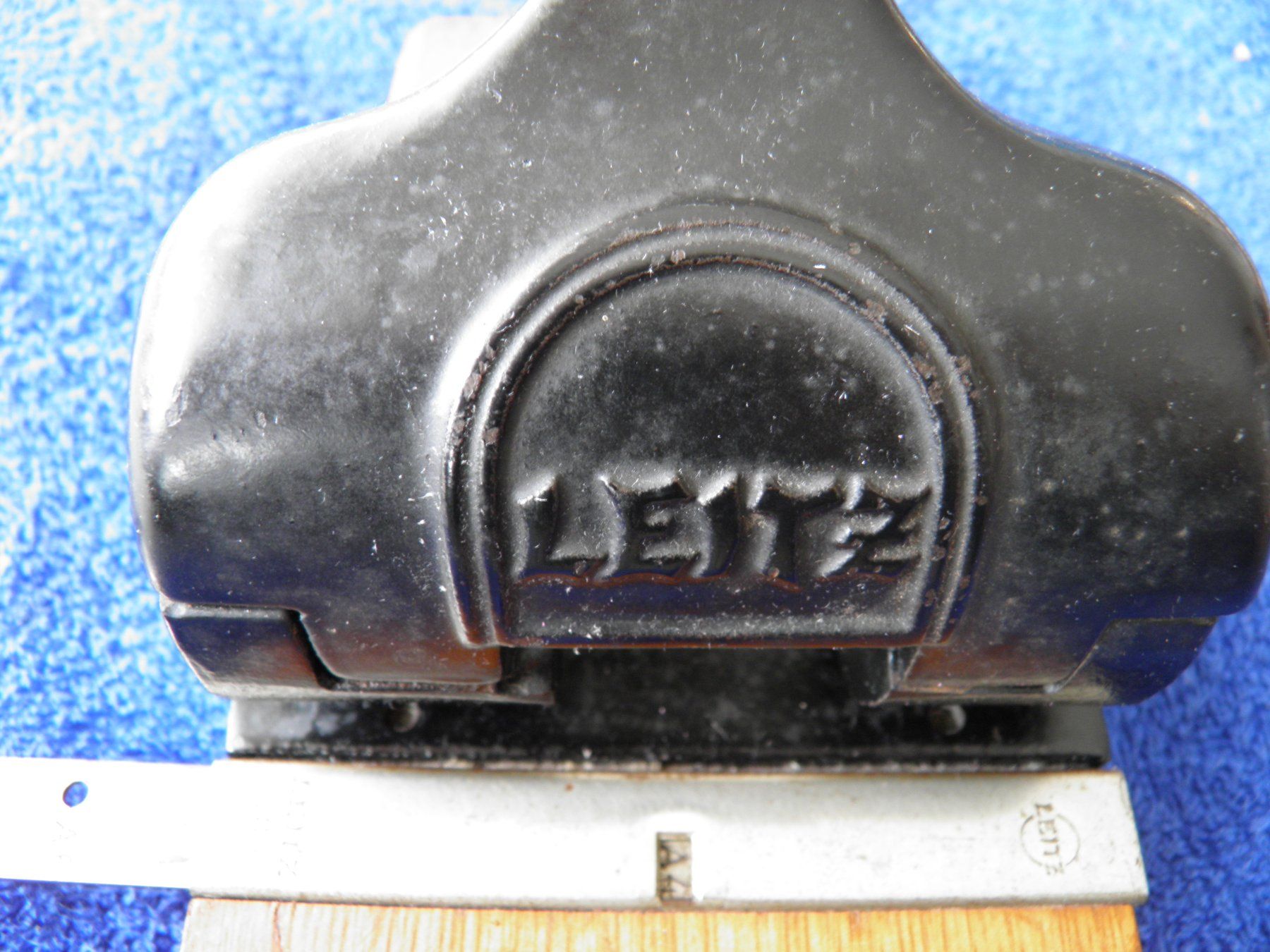 Leitz Tutti gli attrezzi: Vintage Locher LEITZ 180 – Usato da Triesen FL venduto da Trigon 5