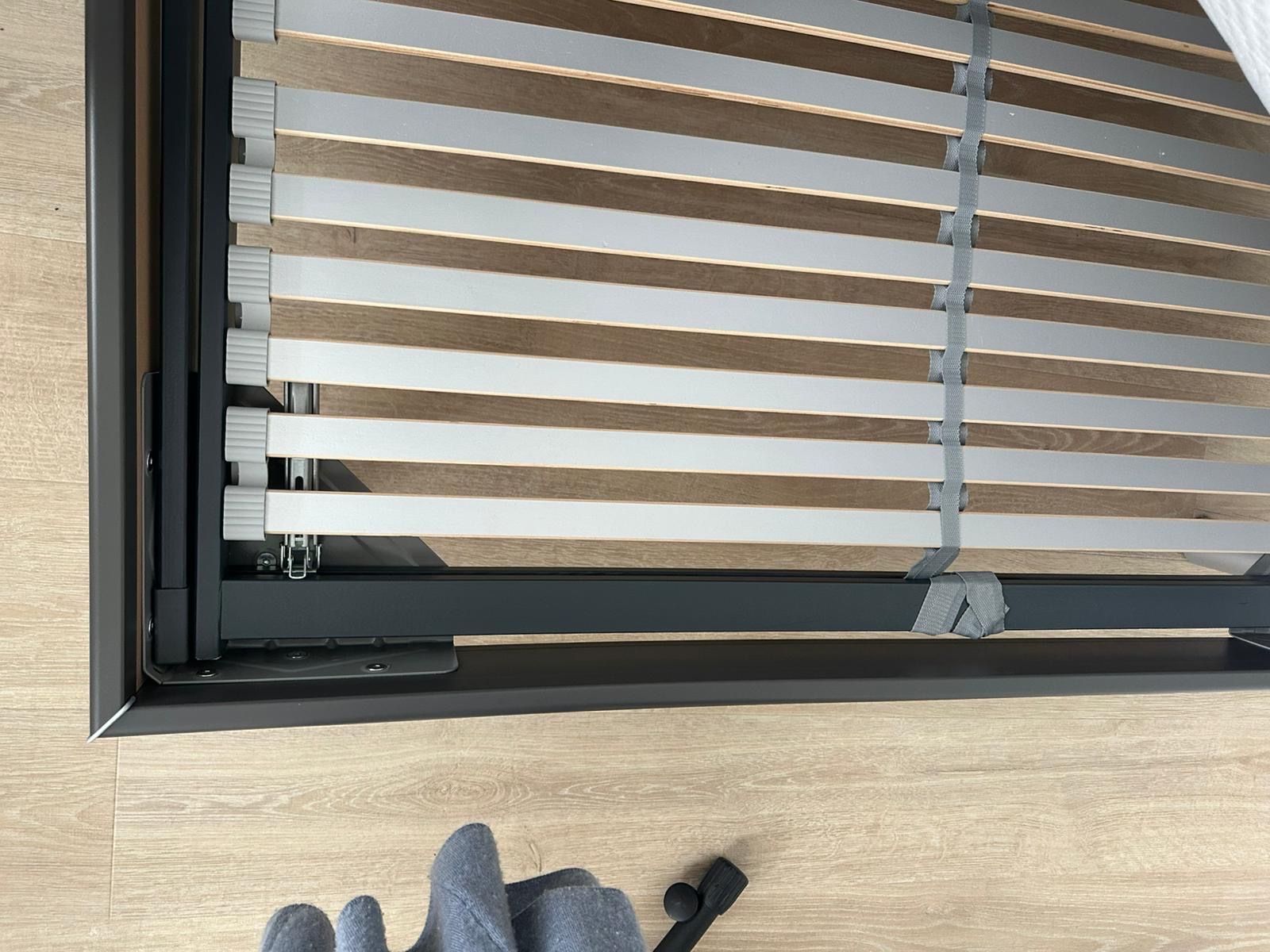 Letti: Einfaches und hochwertiges Bett – Usato da Zürich venduto da eli_yj7k 2