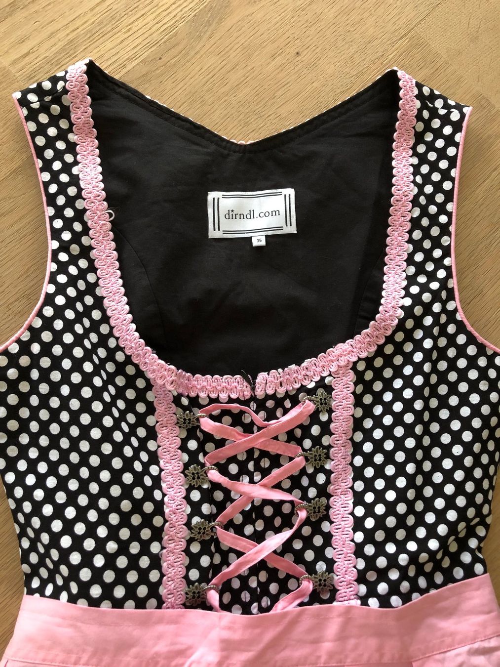 Robes: Dirndl Gr. 36 der Marke dirndl.com – D'occasion à Adligenswil par futura0041 2