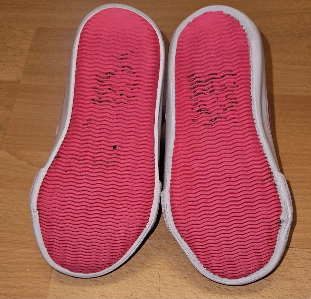 Scarpe per ragazze: Rosa Kinderschuhe mit Blumenmuster, Grösse 22 – Usato da Seuzach venduto da mar_8tfs 4