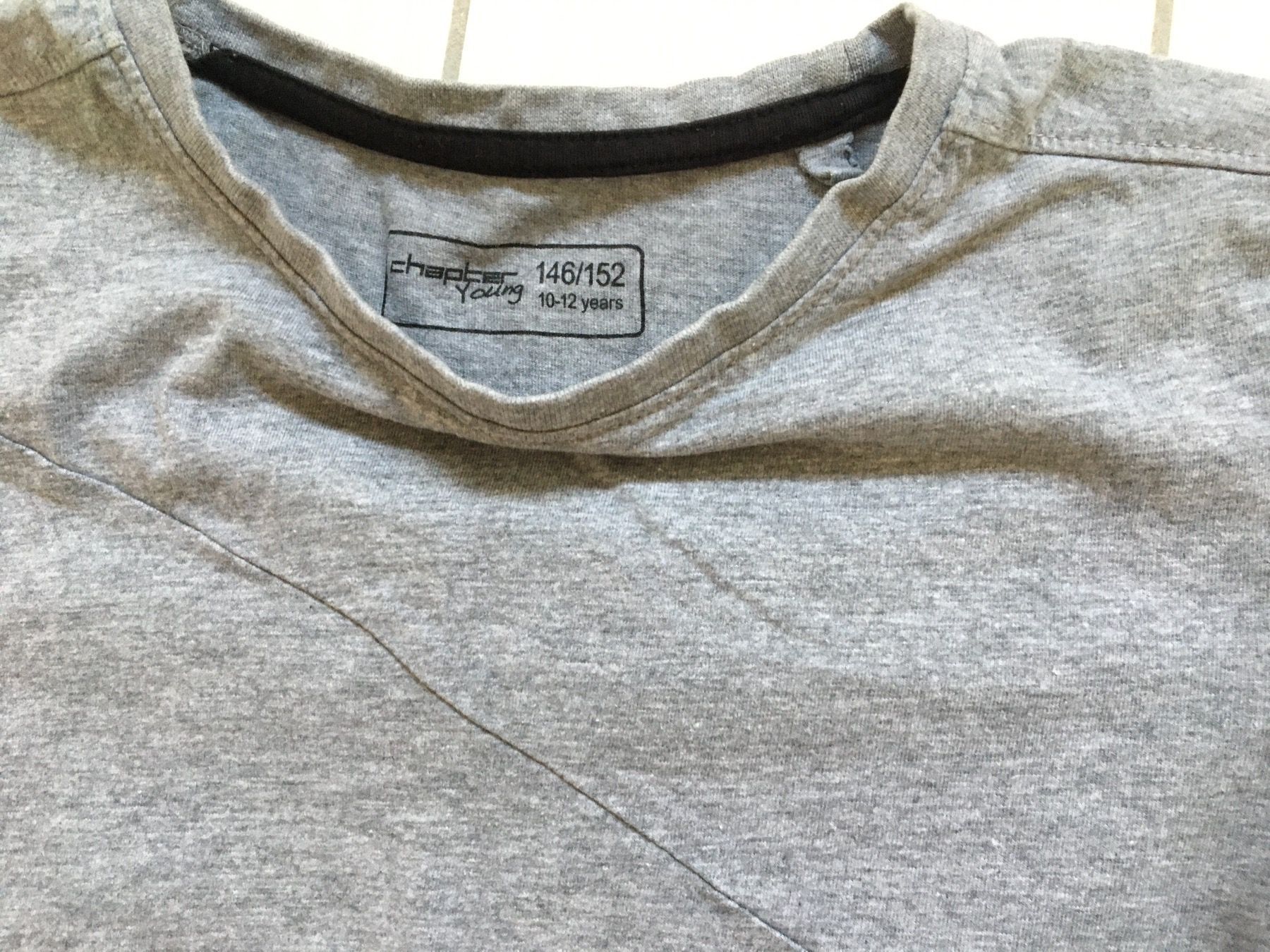 Camicette, T-shirt & Top: T-Shirt 148 – Usato da Arth venduto da Vrecam51 1