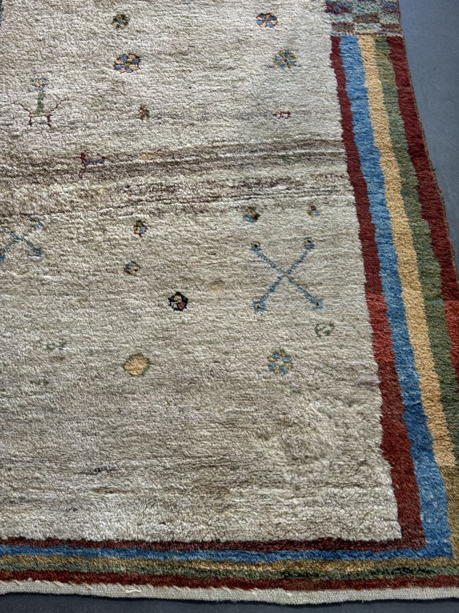 Gabbeh Tappeti: Gabbeh Perserteppich handgeknüpft, einzigartiges Design – Nuovo (secondo la descrizione) da Liestal venduto da galerie_nategh 5