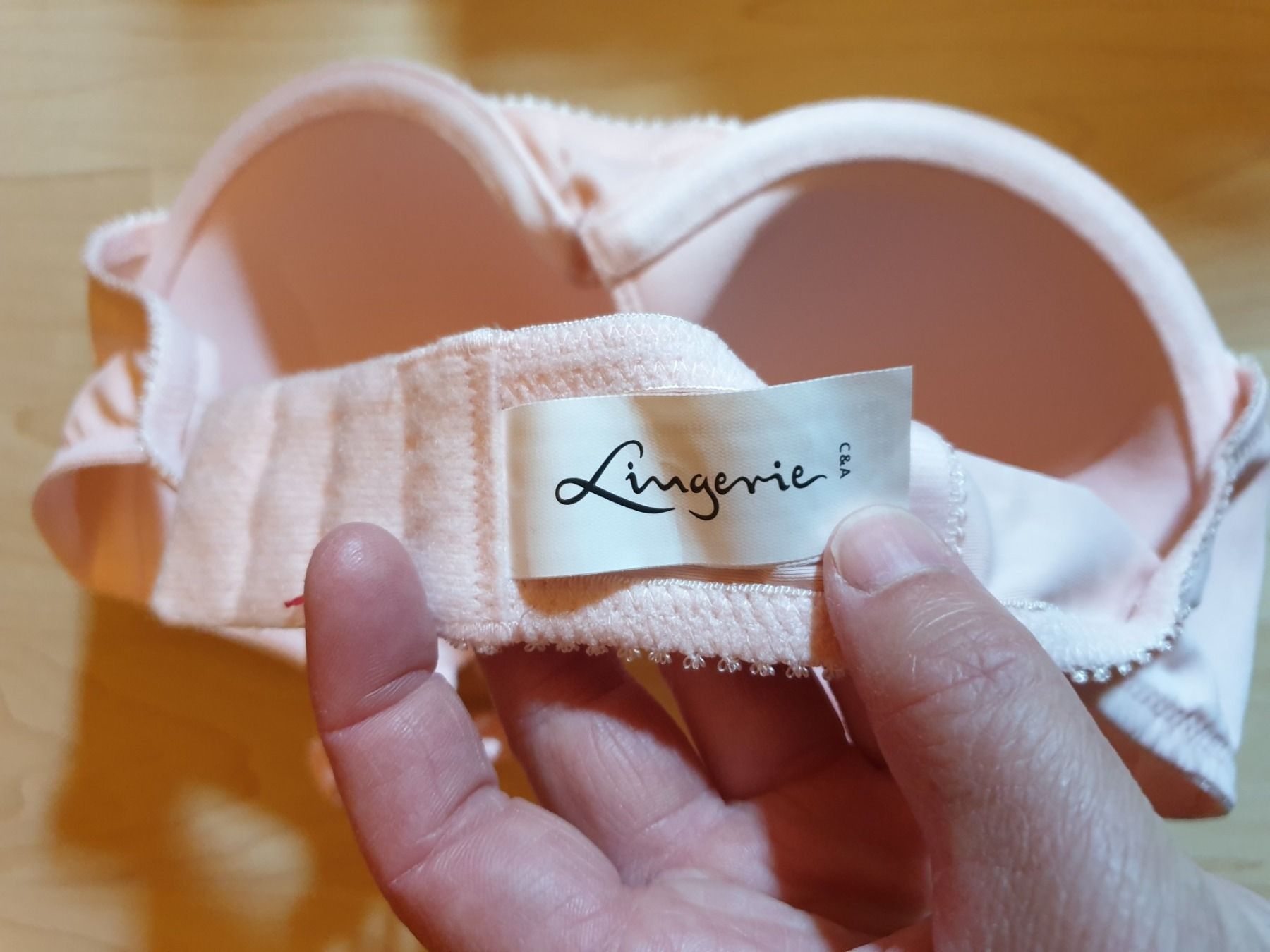 C&A Altra biancheria intima: BH Grösse 75C – Nuovo (secondo la descrizione) da Reutigen venduto da Easy0807 4