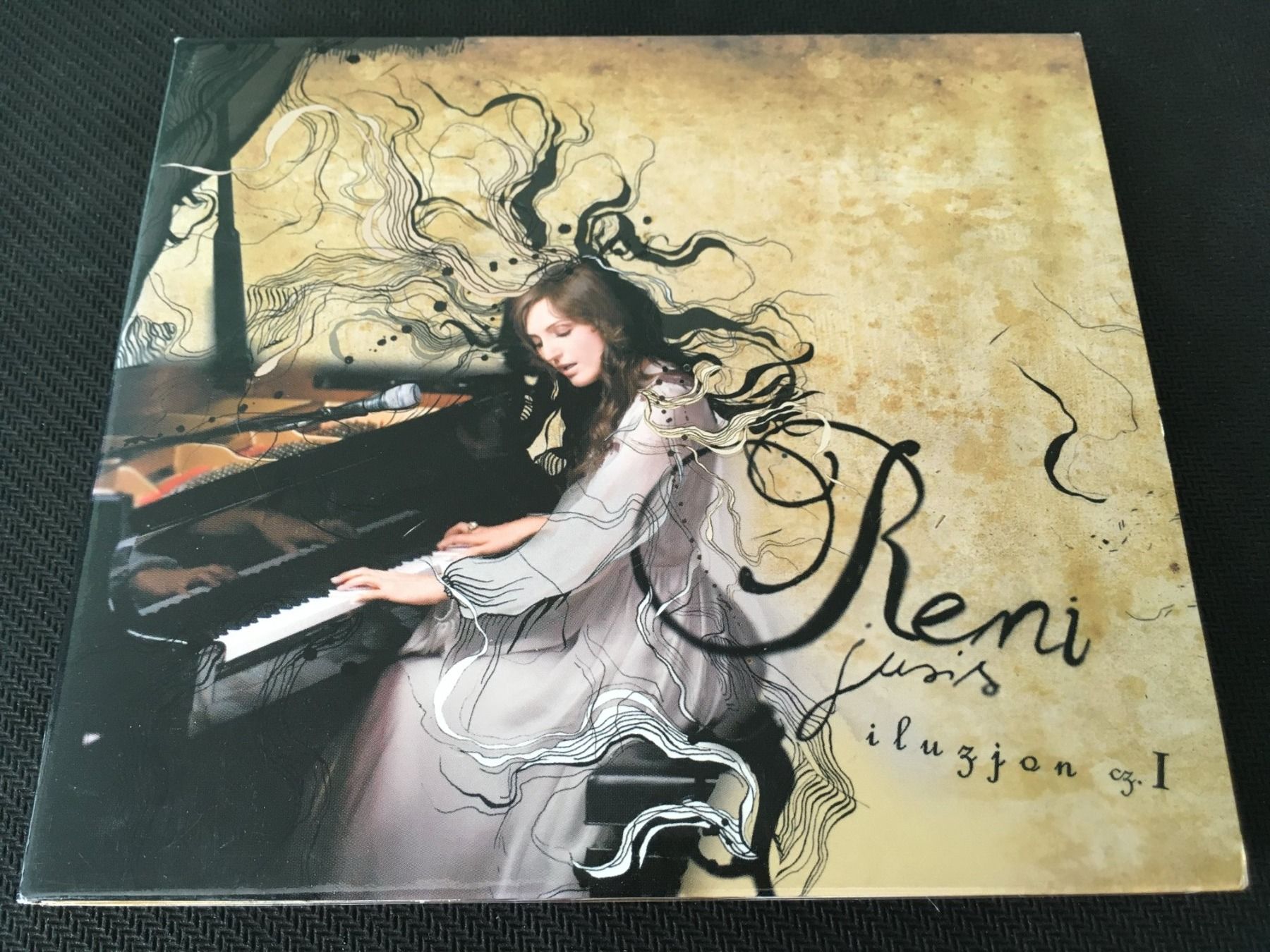 CD: Reni Jusis - Iluzjon -CD- Digipak – Usato da St.Gallen venduto da MedienJoe