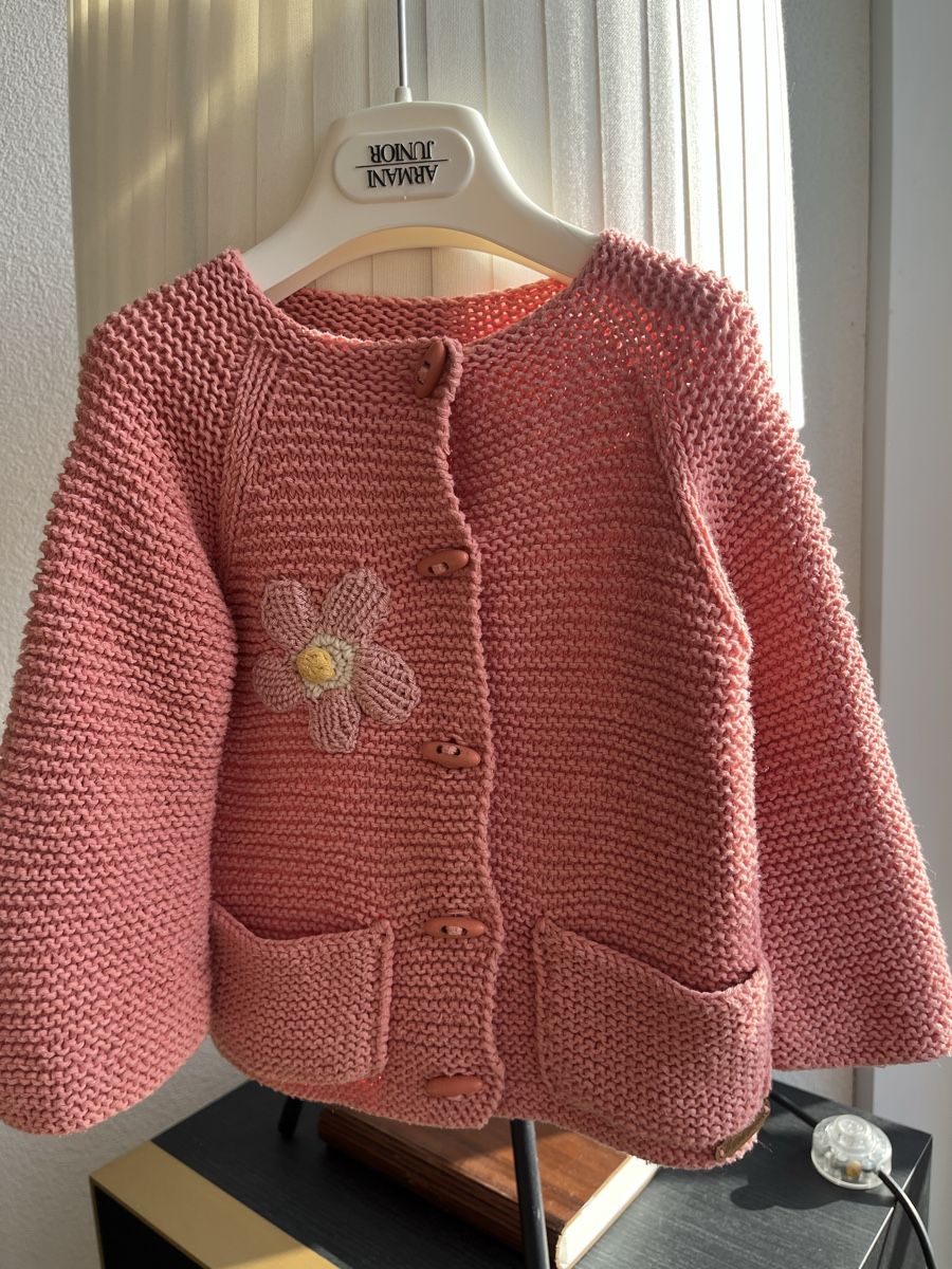 Maglioni & Felpe: Strickjacke mit Blume, Grösse 86-92! – Usato da Oberengstringen venduto da Baby_Fashion 5