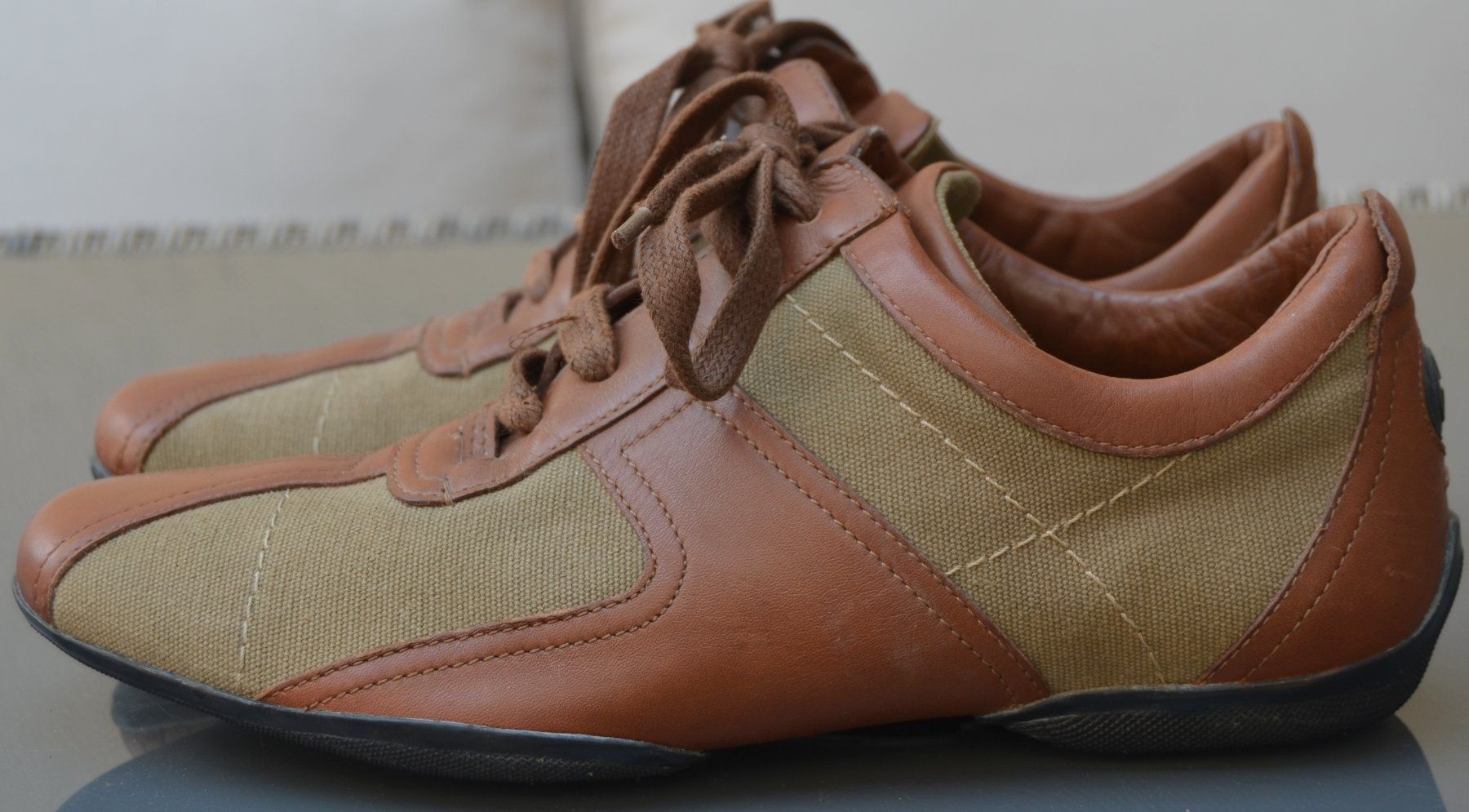 Gucci Chaussures hommes: Gucci Sneakers  37 C – D'occasion à Collonges par arashee 3