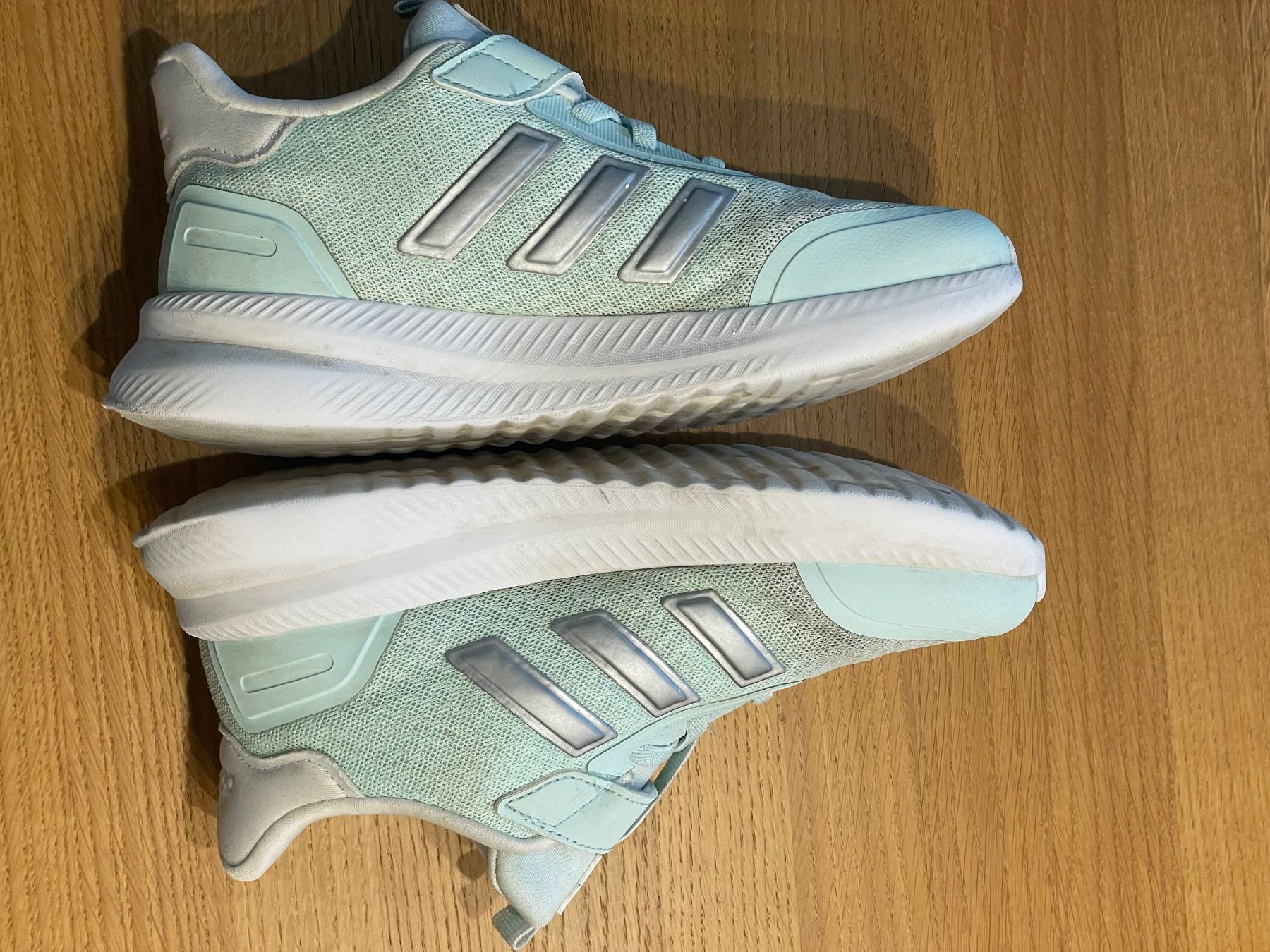 Adidas Scarpe per ragazze: Adidas Sneaker Gr. 35 – Usato da Jona venduto da Eve10 4