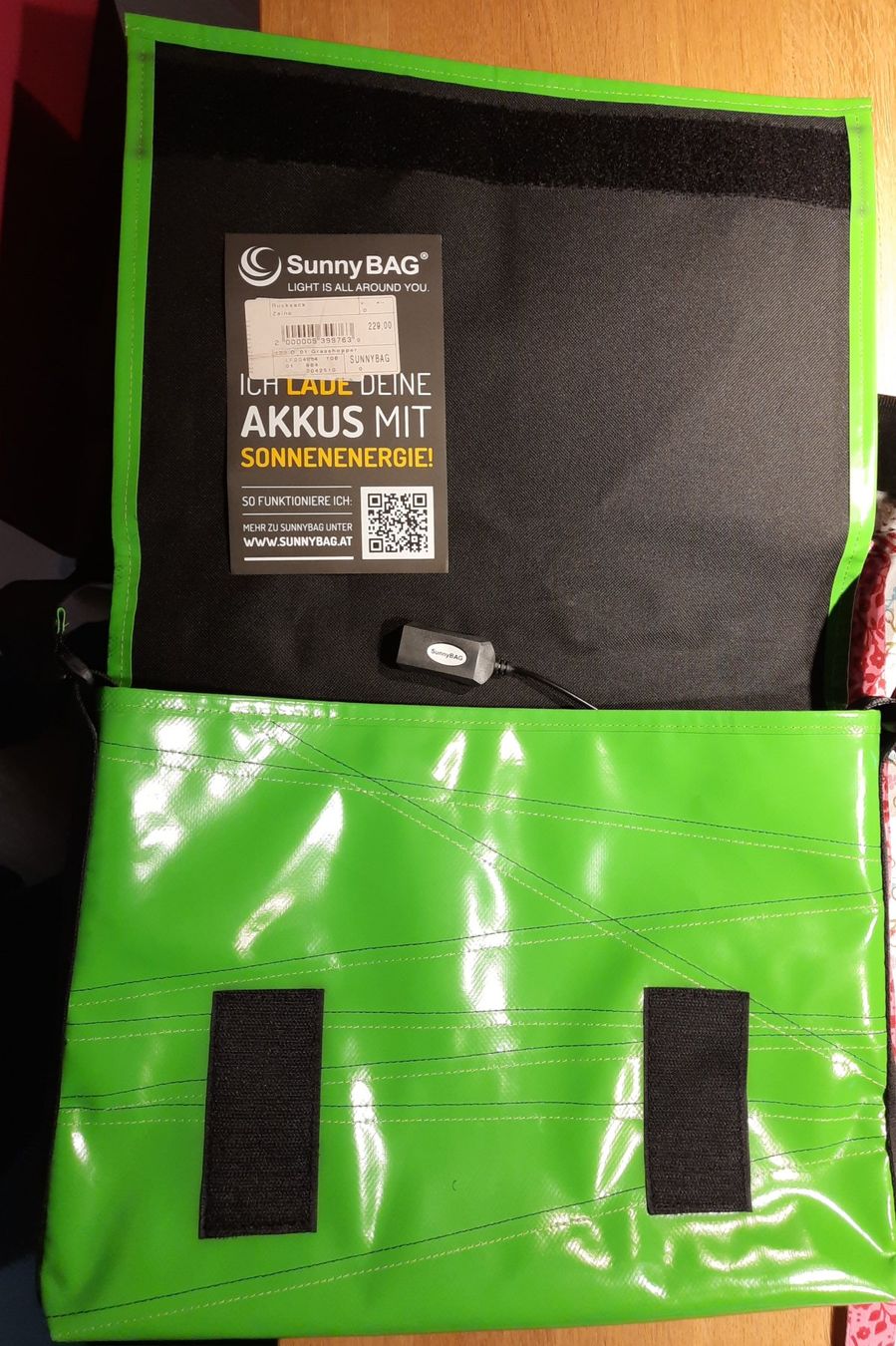 Borse: Sunny Bag Tasche Solar Strom Sonne USB – Nuovo (secondo la descrizione) da Hedingen venduto da Zwackul