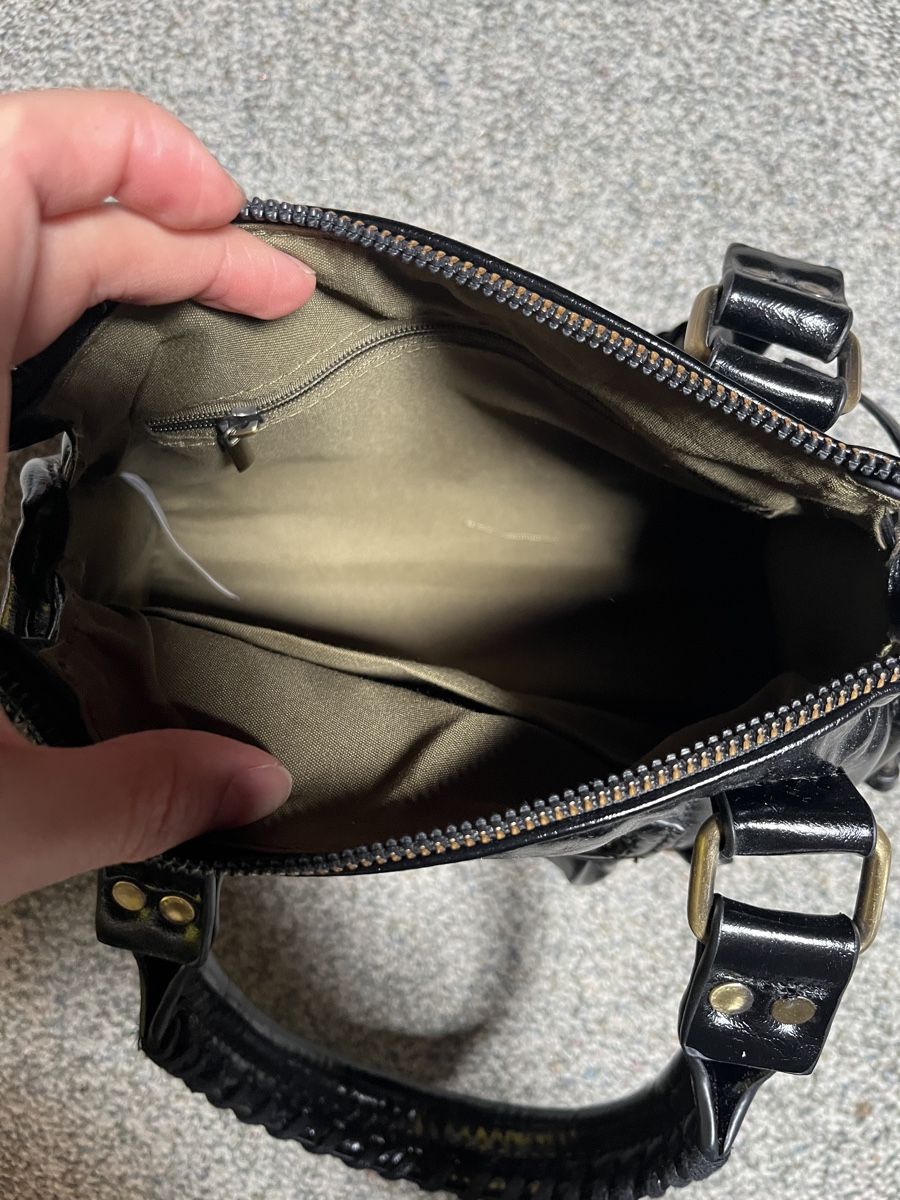 Borse da donna: Schwarze Lack Handtasche mit Fransen – Nuovo (secondo la descrizione) da Sulgen venduto da jac_hp2g 2