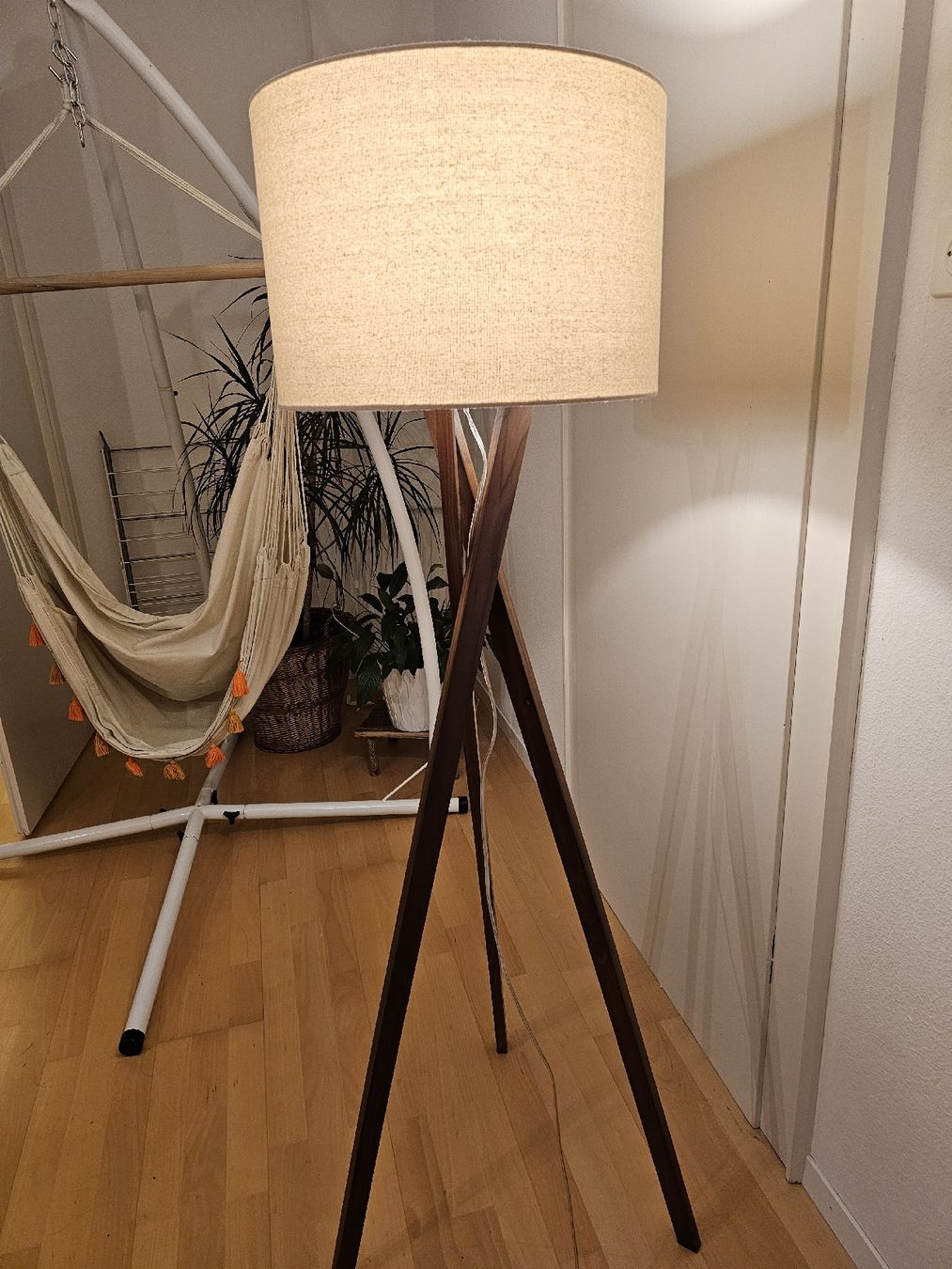 Lampade: Schöne Ständerlampe – Usato da Winterthur venduto da la_lunae 1