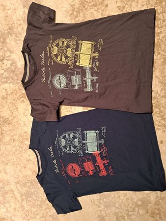 T-Shirts Nikola Tesla Druck 2 Stk. Grösse 10 Jahre.