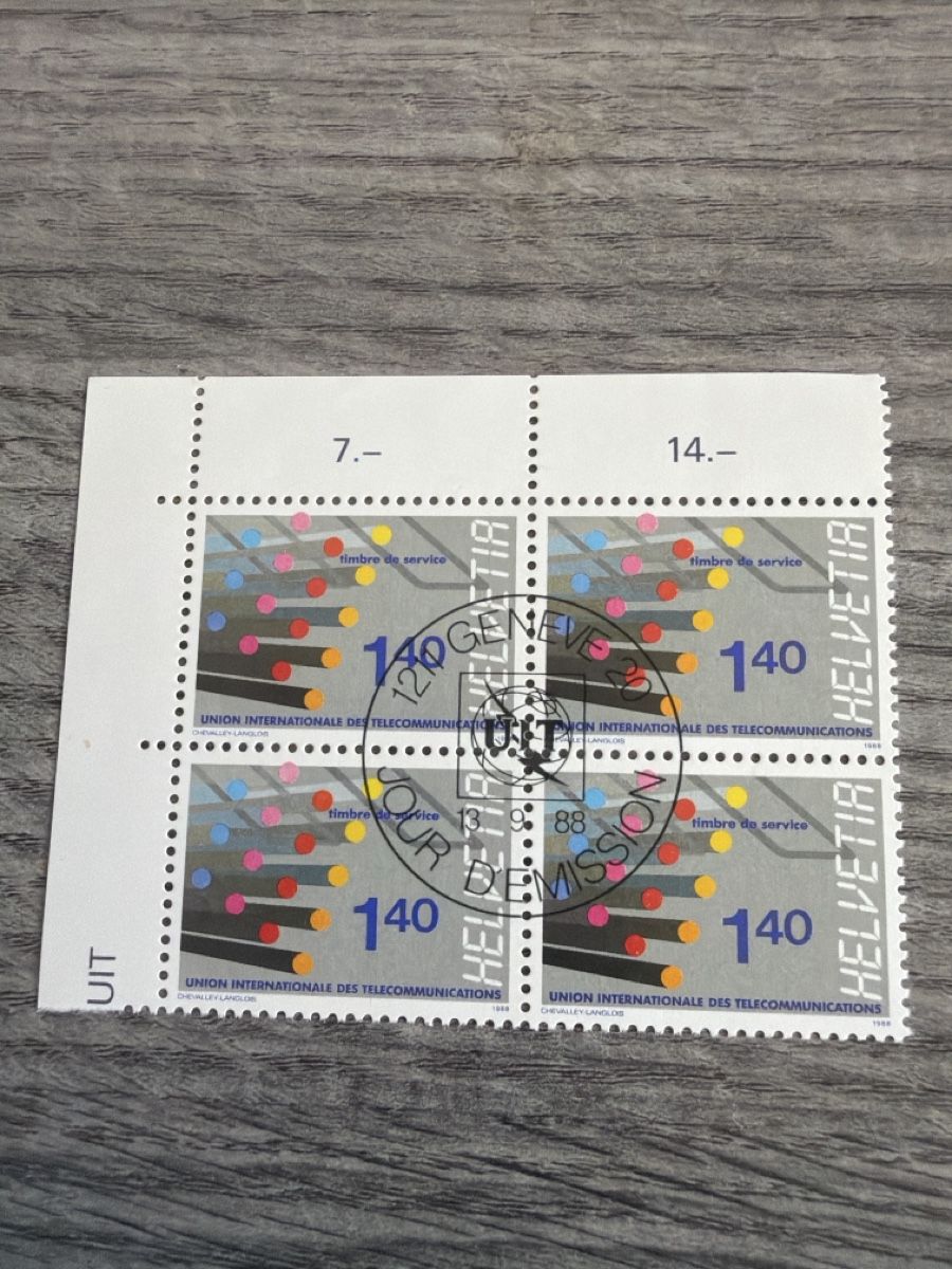 Tutti i francobolli: Briefmarken-Set "UIT" mit 4er-Block, guter Zustand – Nuovo (secondo la descrizione) da Tafers venduto da Tschanz-Solutions