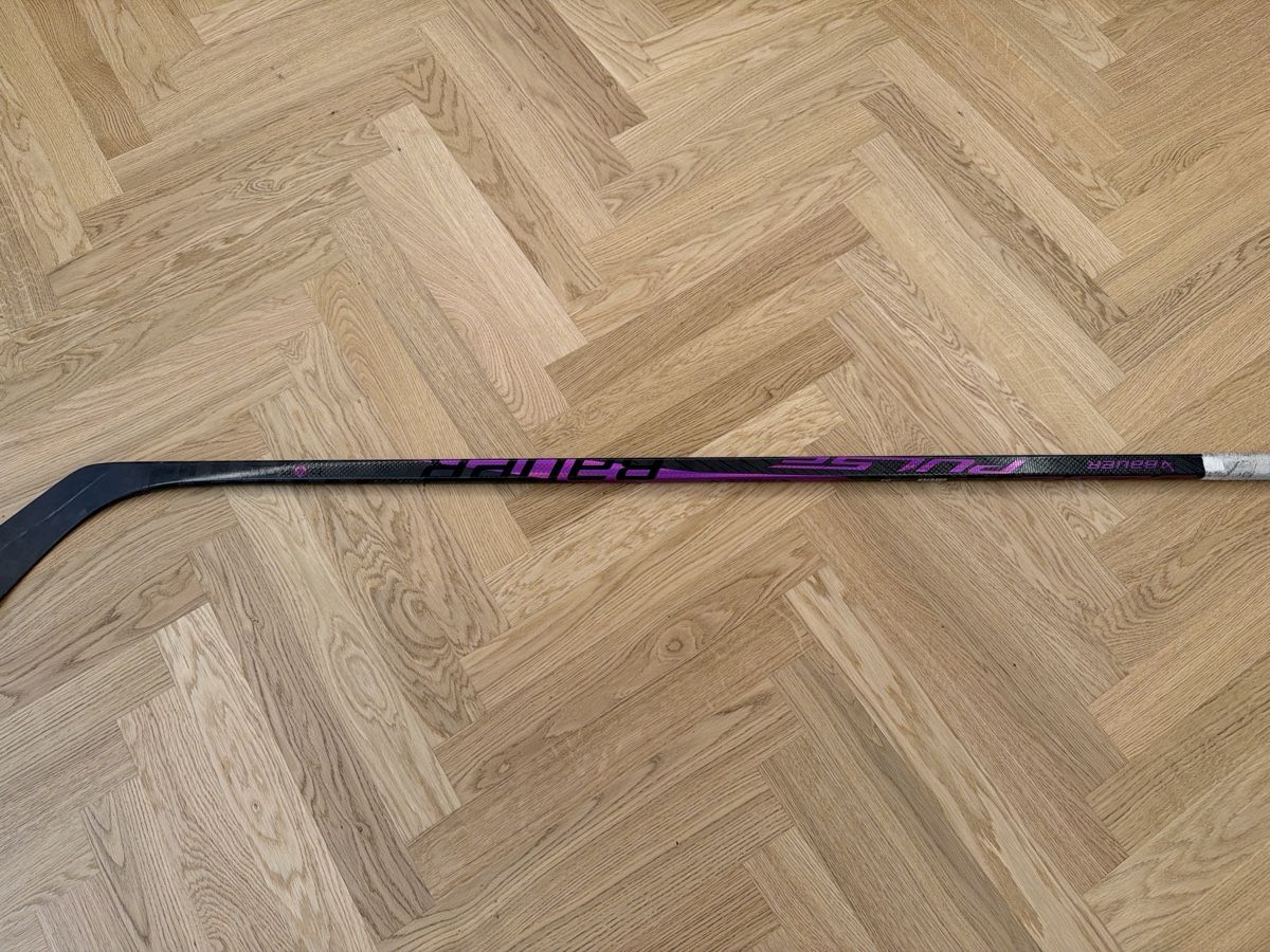 Bauer Stöcke & Schaufeln: Eishockeystock  – Gebraucht aus Embrach von Greuter19