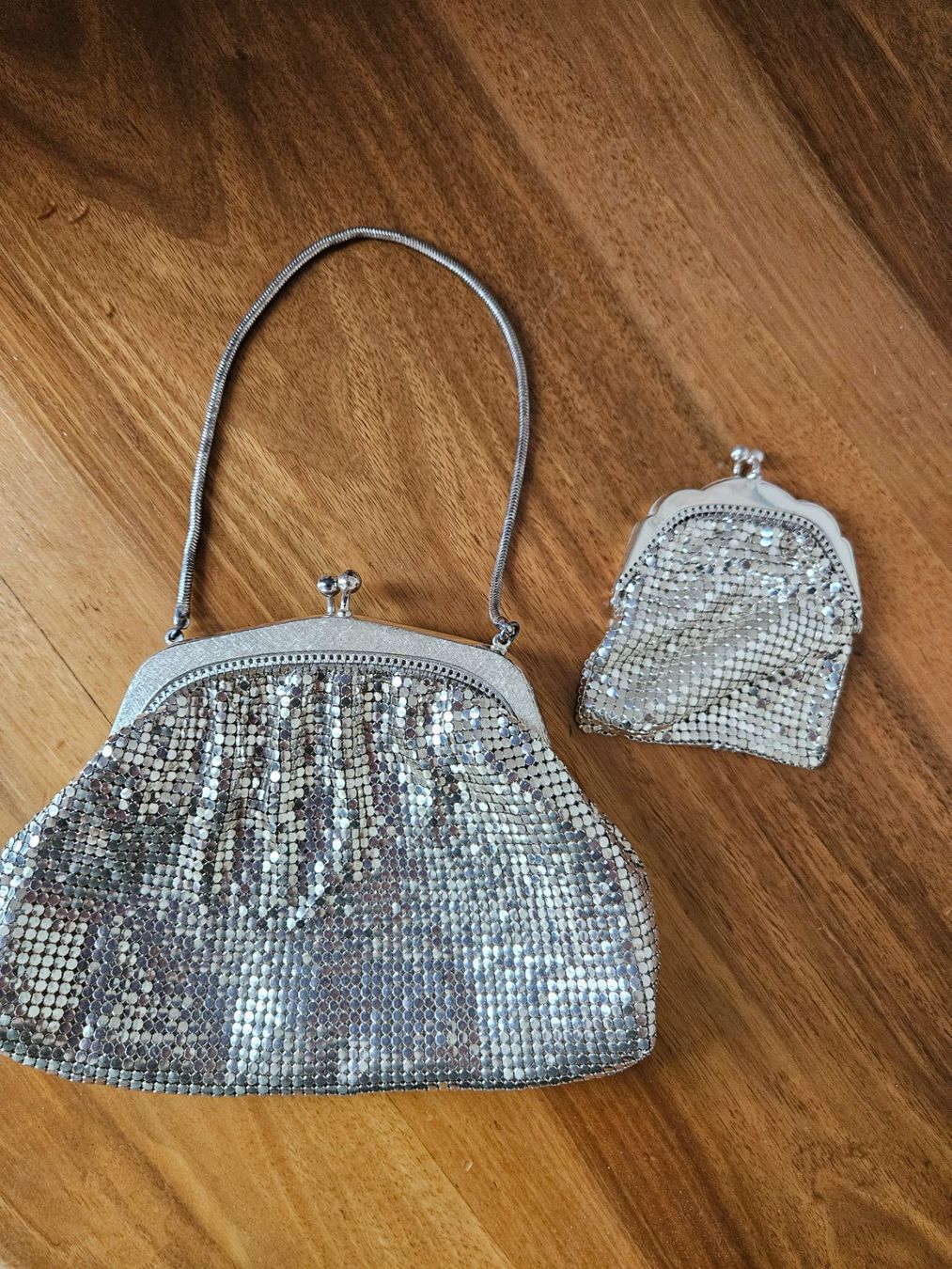 Taschen für Damen: Vintage Ringelpanzer Handtasche, 1950er – Gebraucht aus Gais von vetpsy